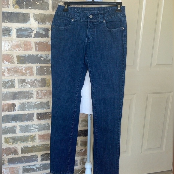 Fashion Nova VSX Straight Leg Jeans Dark Wash Embellished Pocket Jeans Size 4 - Picture 3 of 10